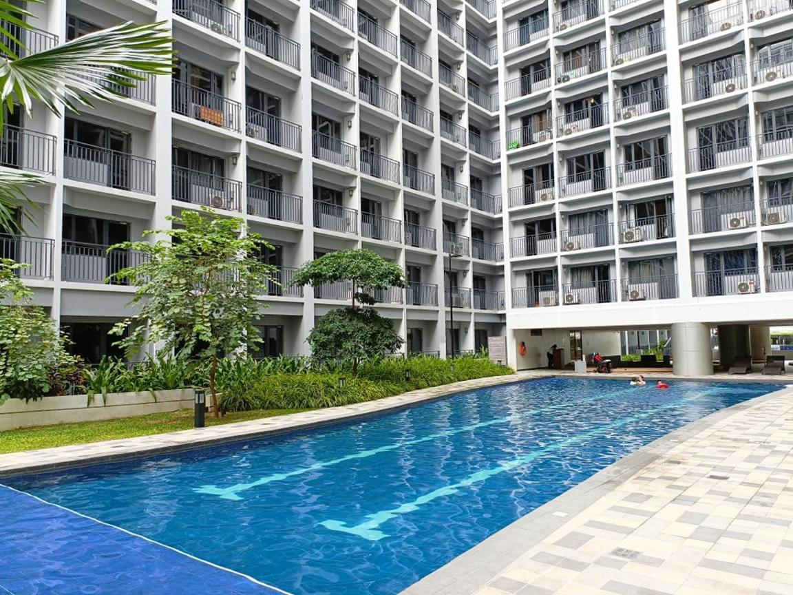 Home Away From Home Manila Luaran gambar