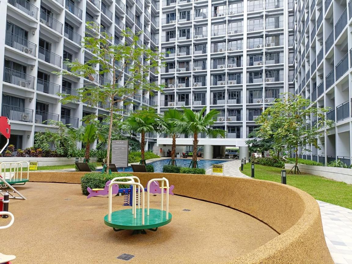 Home Away From Home Manila Luaran gambar